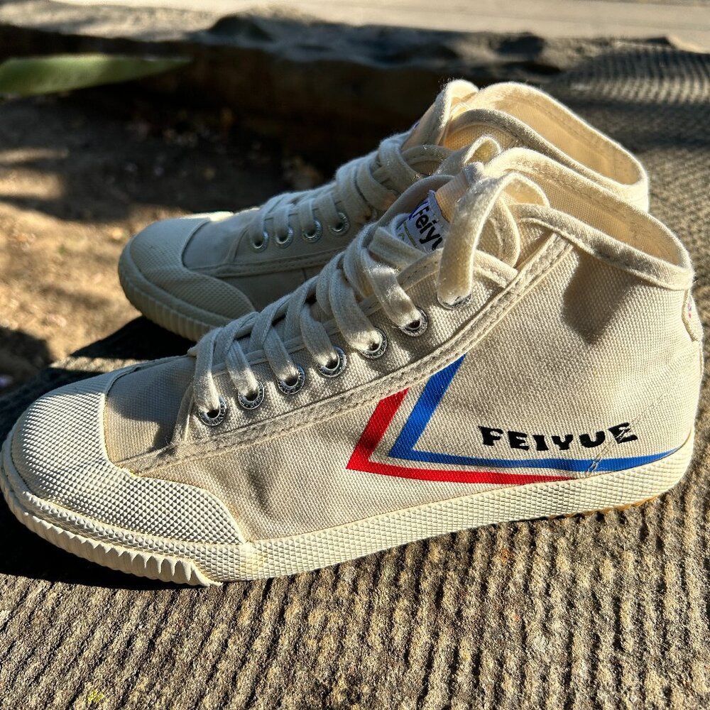 FEIYUE 1920's Martial Art Sneaker / Size 7W (38)